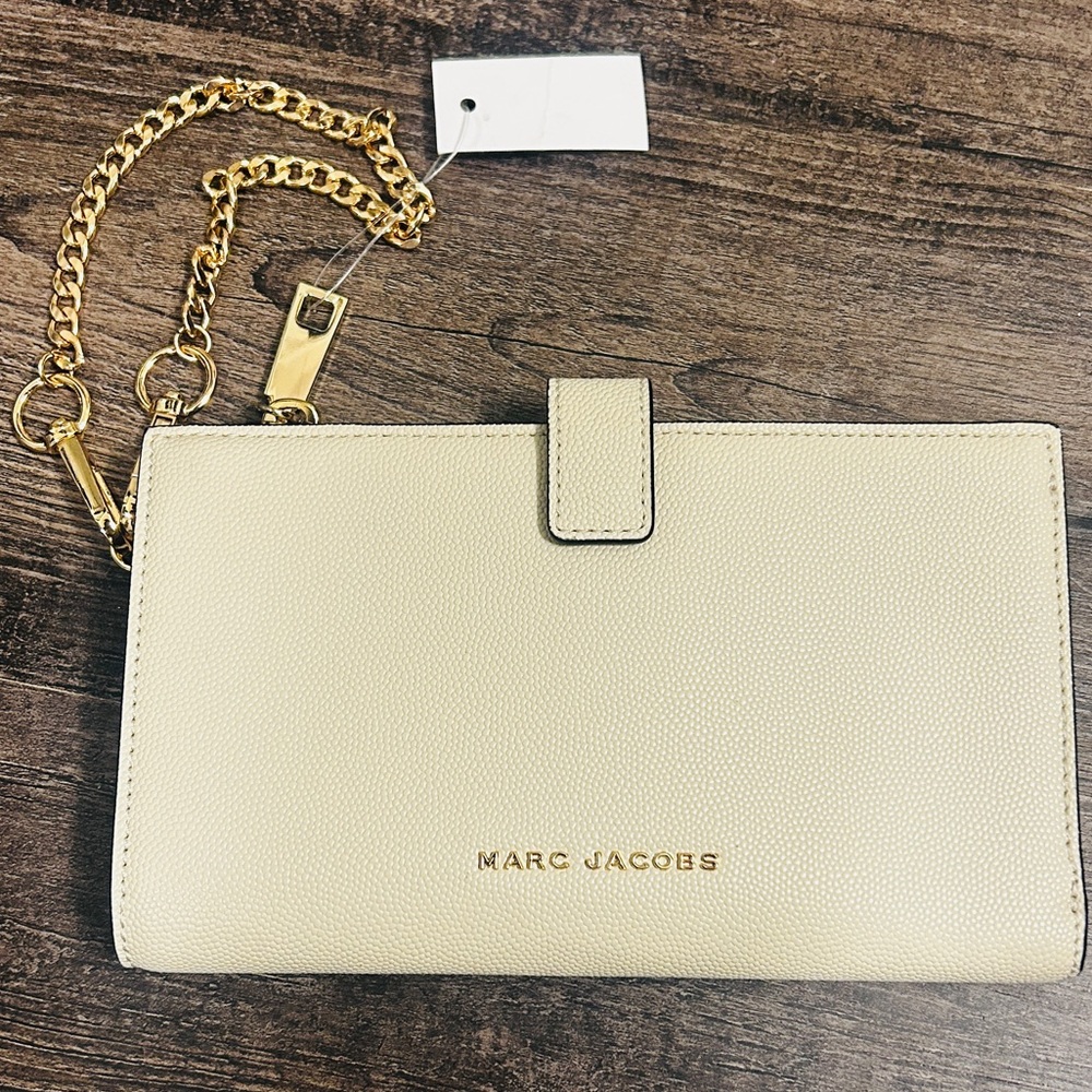 Marc Jacobs Gold Chain Cream Large Wristlet Wallet NWT